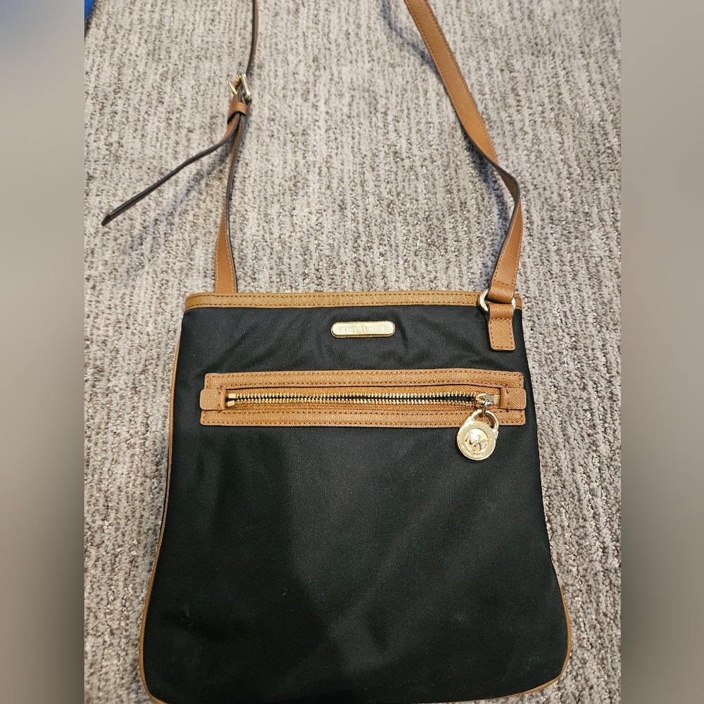 Michael Kors Crossbody Purse